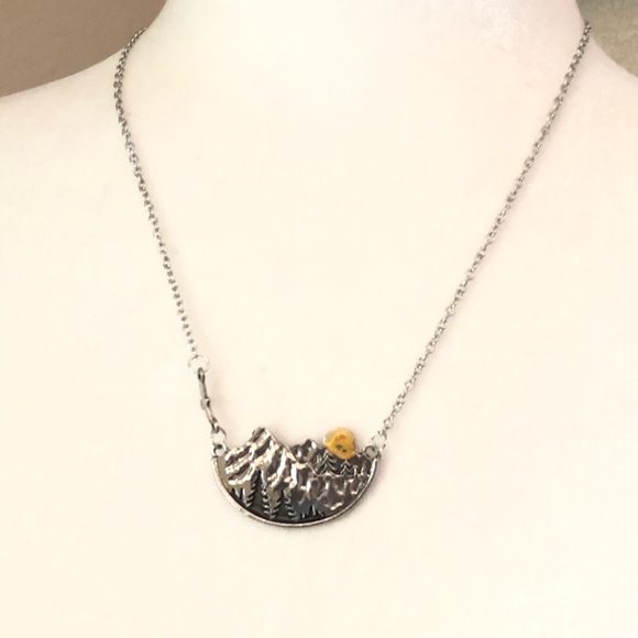 Winter Mountain Sunset Medallion Silver Tone Necklace - Picture 2 of 8